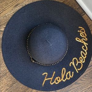 Black Beach Hat